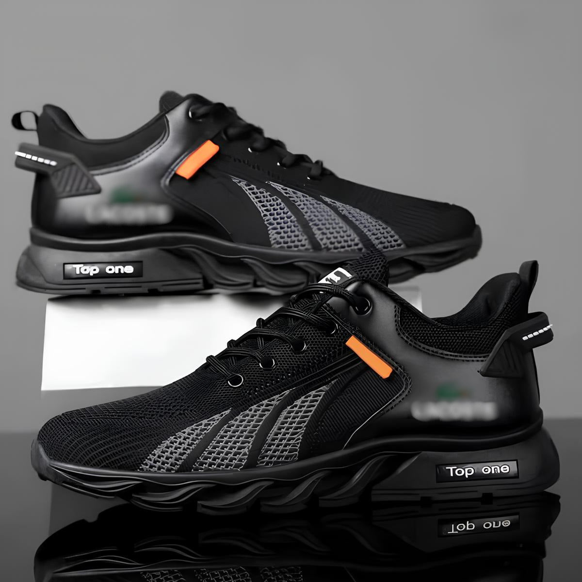 LC® - Signature Retro Sneaker